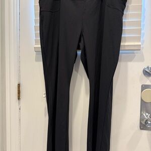 HALARA Black Regular Fit Pants